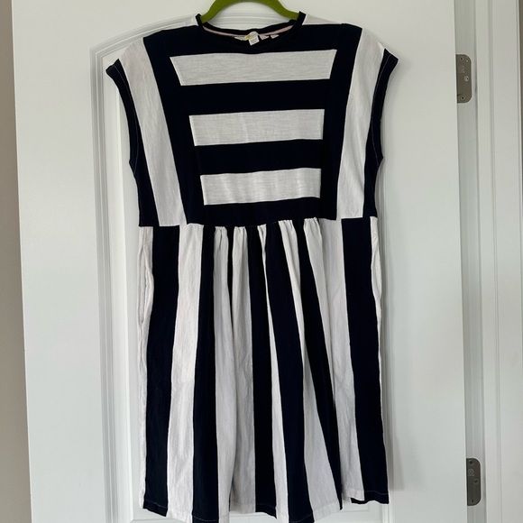 Boden Jersey T-Shirt Dress - Picture 6 of 9
